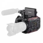 Panasonic AU-EVA1 (AUEVA1) 5.7K EF Mount Compact Super 35mm Cinema Camera with Handle, Grip and Monitor Panasonic AU-EVA1 (AUEVA1) 5.7K EF Mount Compact Super 35mm Cinema Camera with Handle, Grip and Monitor