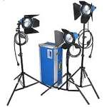 ARRI L0.36700.E (L036700) 3 Head 750W Plus Lighting Kit - includes 3 x Arrilite 750 Plus heads including 4-leaf barndoor, 3 x lighting stand AS-01 050MKA, 3 x lamp 750W, 1x scrim set, 1 x filter pack ARRI L0.36700.E (L036700) 3 Head 750W Plus Lighting Kit - includes 3 x Arrilite 750 Plus heads including 4-leaf barndoor, 3 x lighting stand AS-01 050MKA, 3 x lamp 750W, 1x scrim set, 1 x filter pack