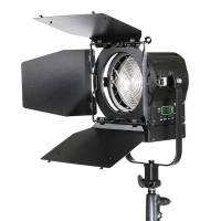 LitePanels 960-5211 (9605211) Studio X5 Daylight 200W LED Fresnel (Pole Operated, UK Cable)