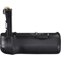 Canon BG-E14 (BGE14) Battery Grip for the EOS 70D DSLR camera (Canon p/n 8471B001AA)