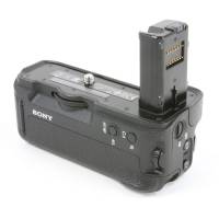 Used Sony Vertical Battery Grip for Alpha a7II Digital Cameras (VGC2EM.CE7)