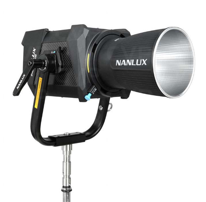 NANLUX Evoke 1200B Trolley Case Kit Photo